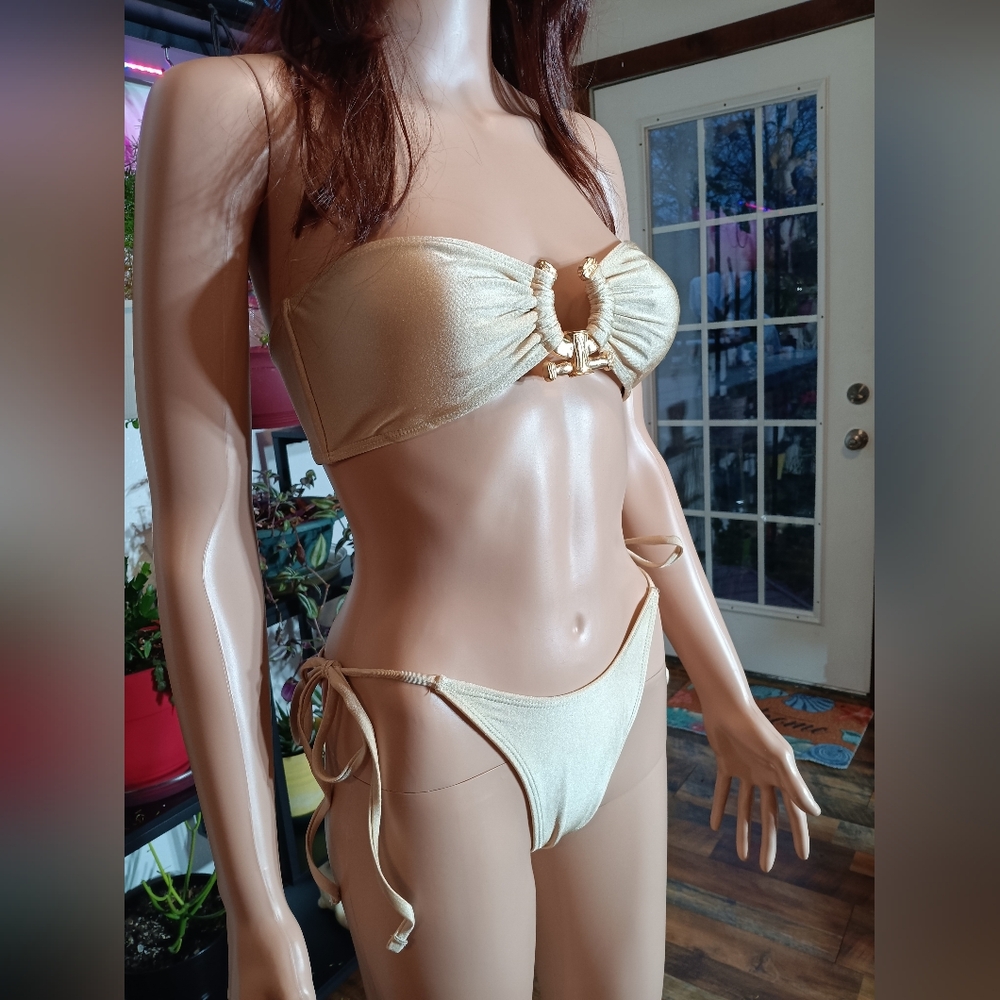 Chic Cream Bikini Set - Picture 7 of 9